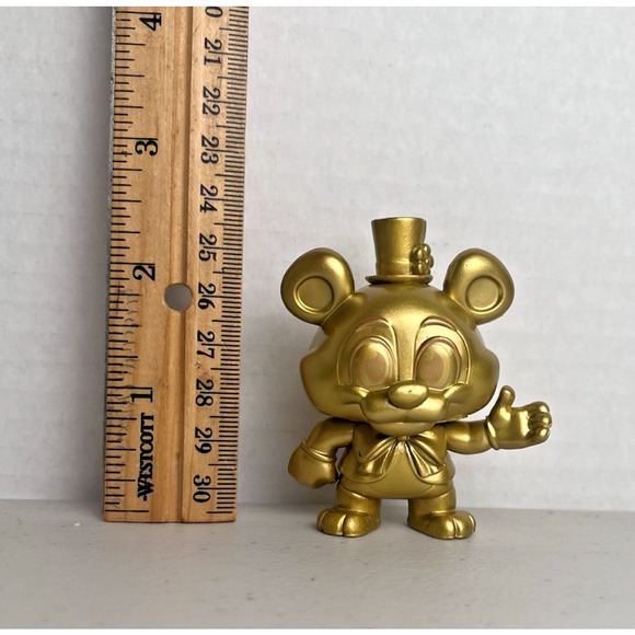 Funko Gold Freddy Five Nights at Freddys FNAF Series 2 2023 Mini Toy Collectible - Picture 7 of 8